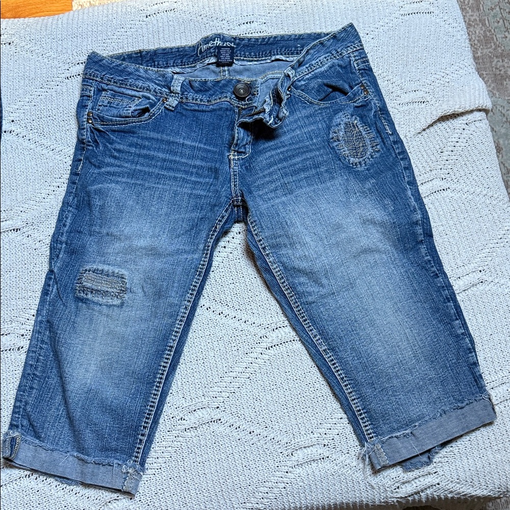 Amethyst Jeans Distressed Blue Cropped Denim